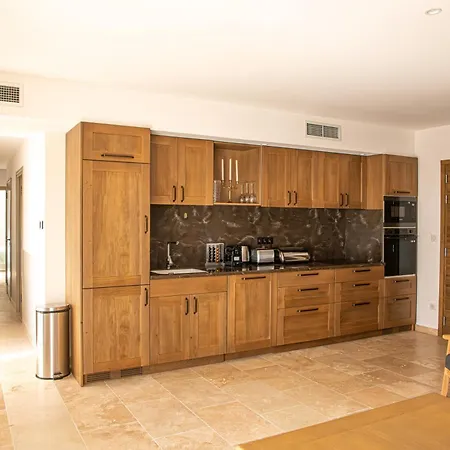 Apartment Domaine Demol